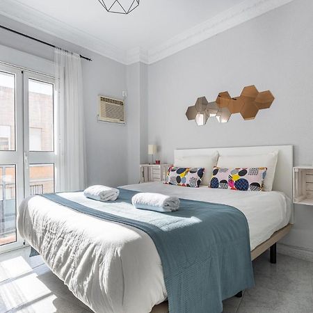 Pureza Dreams De Sevilla Oasis En Triana ภายนอก รูปภาพ