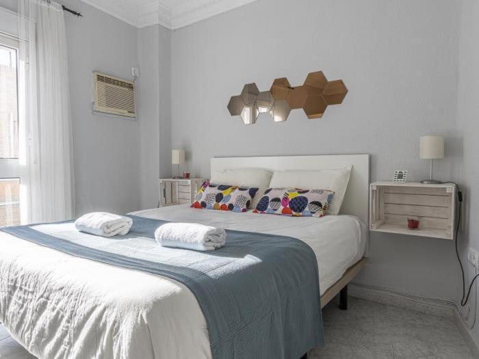 Pureza Dreams De Sevilla Oasis En Triana ภายนอก รูปภาพ