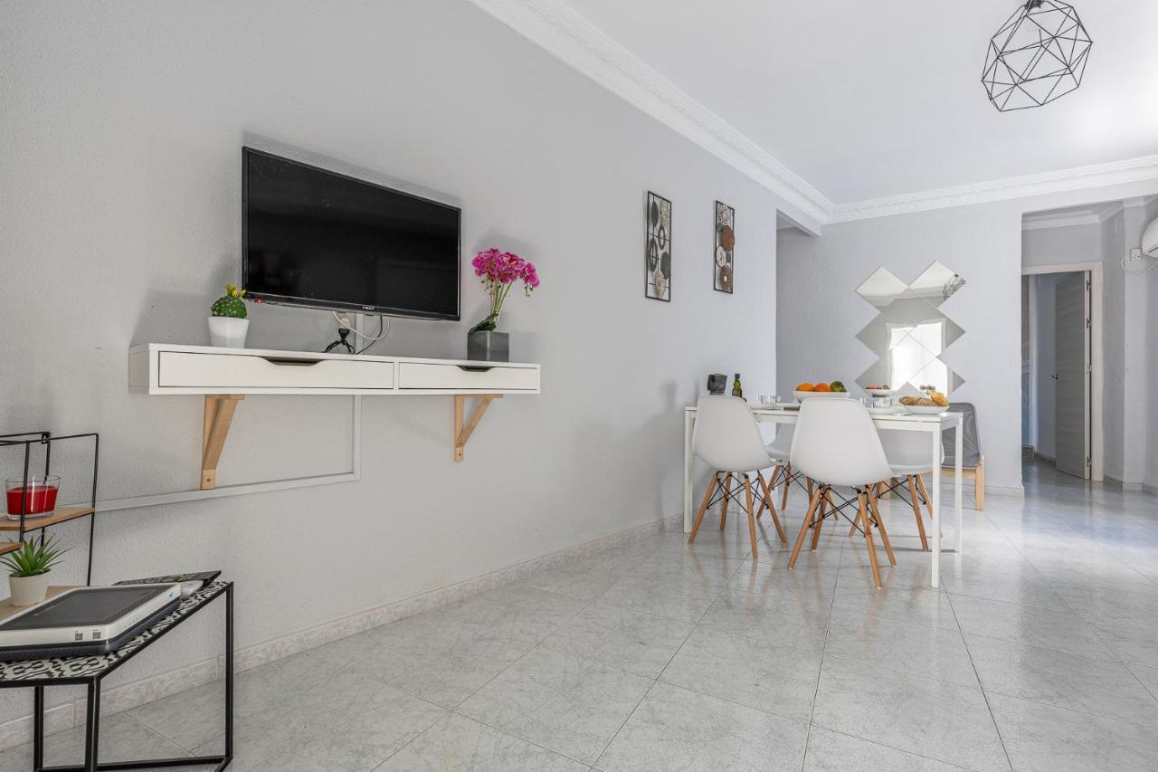 Pureza Dreams De Sevilla Oasis En Triana ภายนอก รูปภาพ