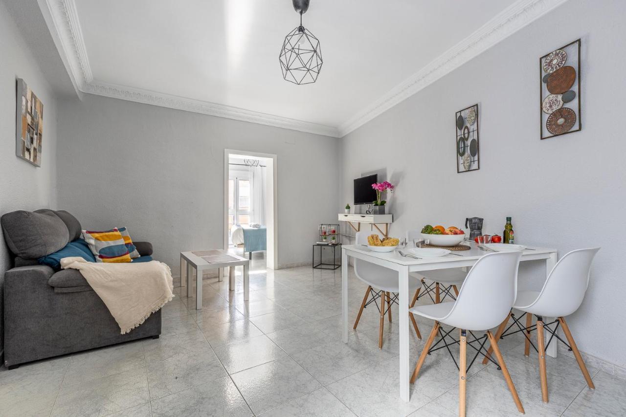 Pureza Dreams De Sevilla Oasis En Triana ภายนอก รูปภาพ
